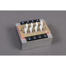 8 TRANSISTOR MONO - SAKTHI