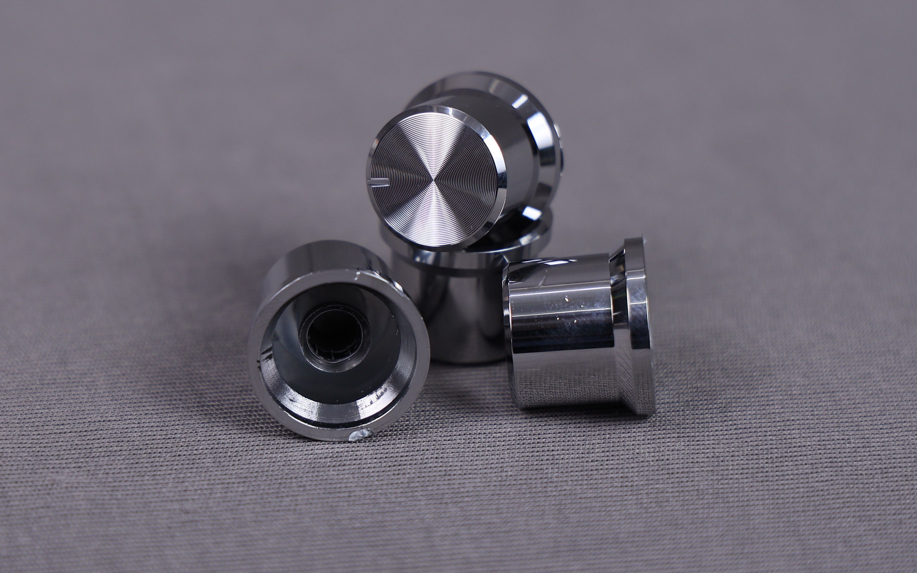 20X16 SILVER PVC KNOB